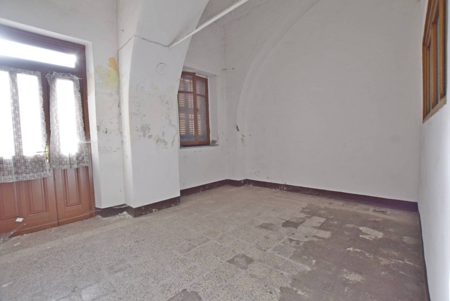 Stanza non arredata