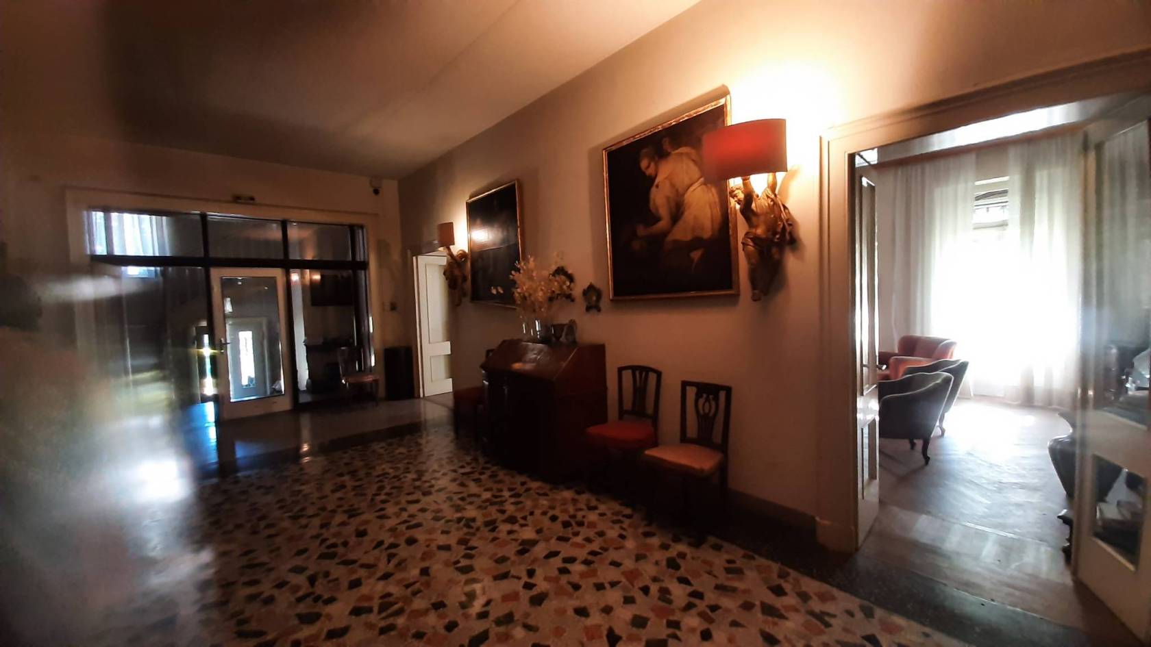 Salone
