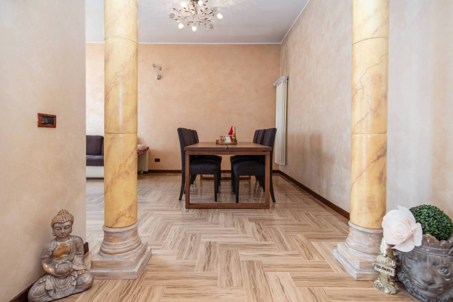 Salone