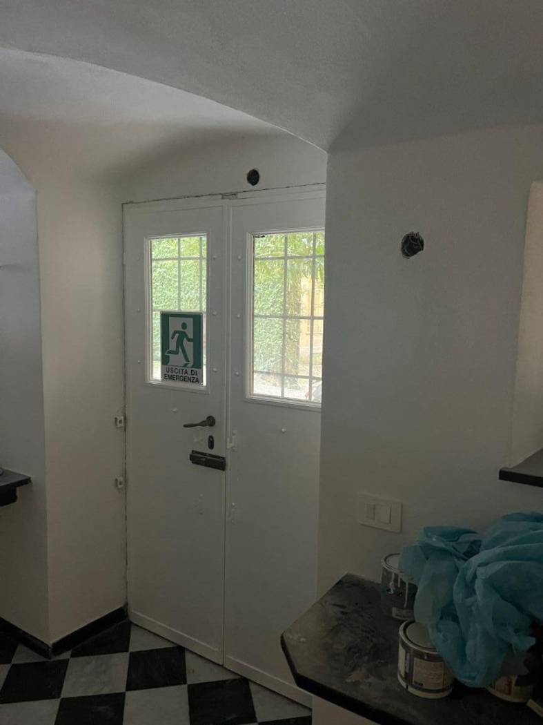 Disimpegno Disimpegno