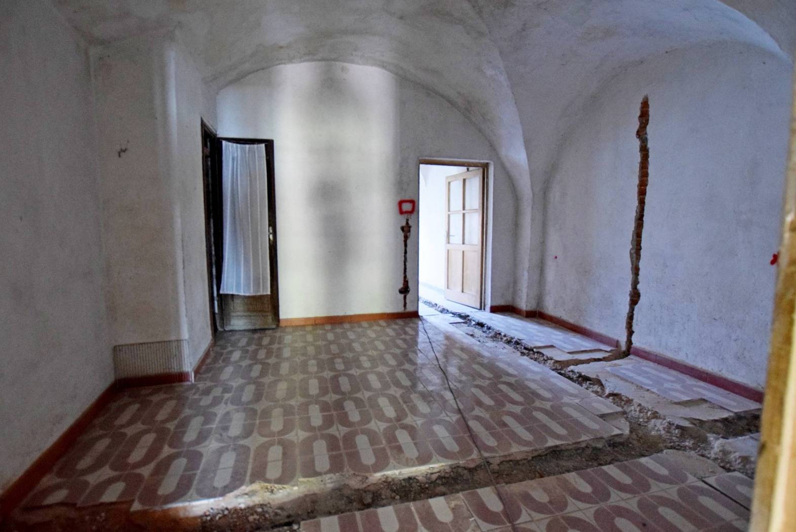Stanza non arredata
