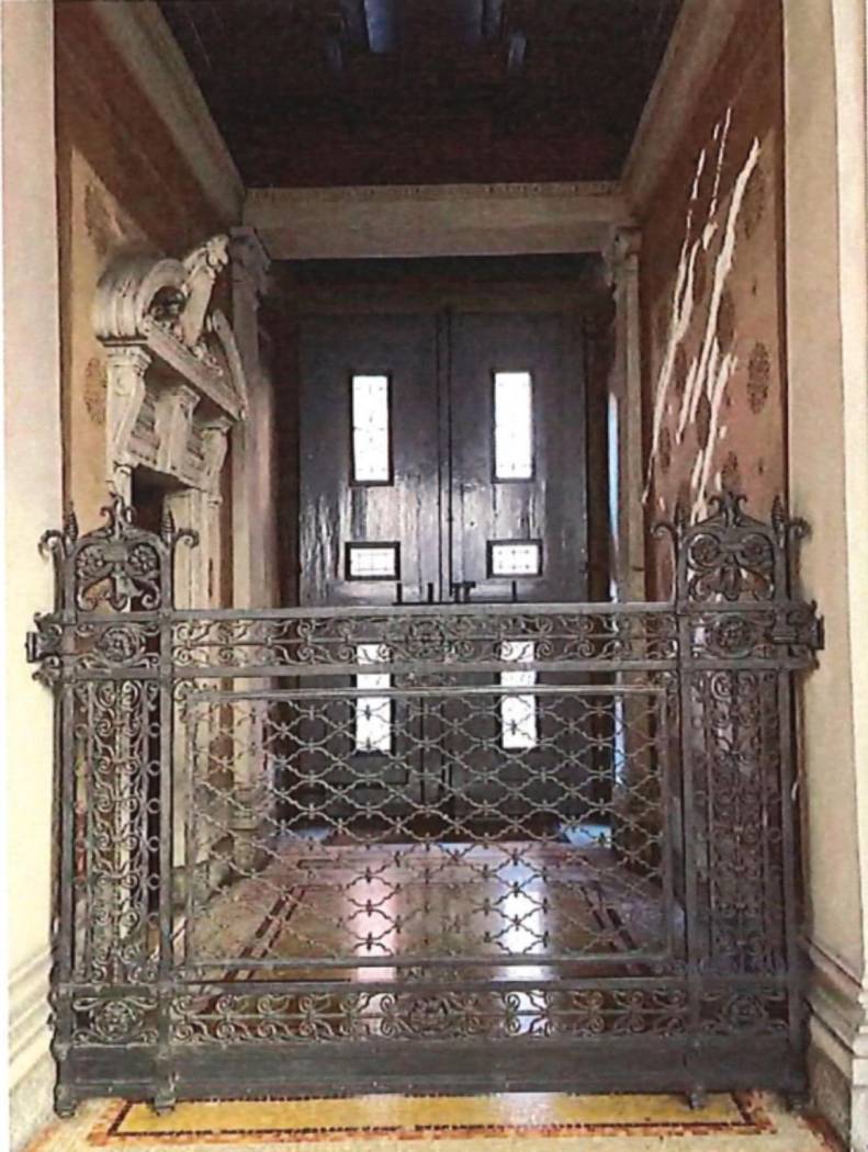 Interno palazzo Interno palazzo