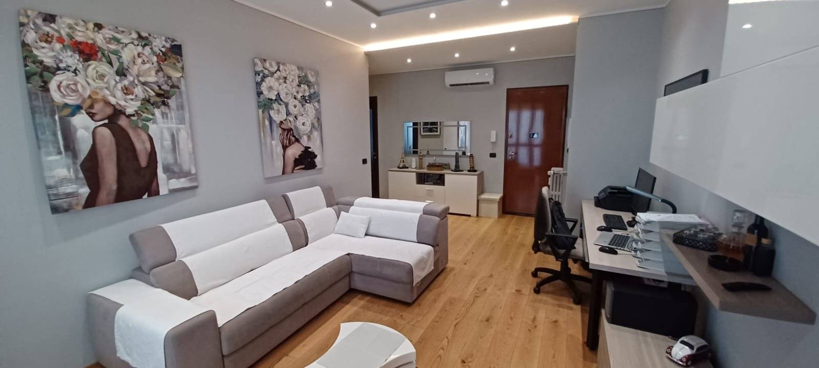 Salone