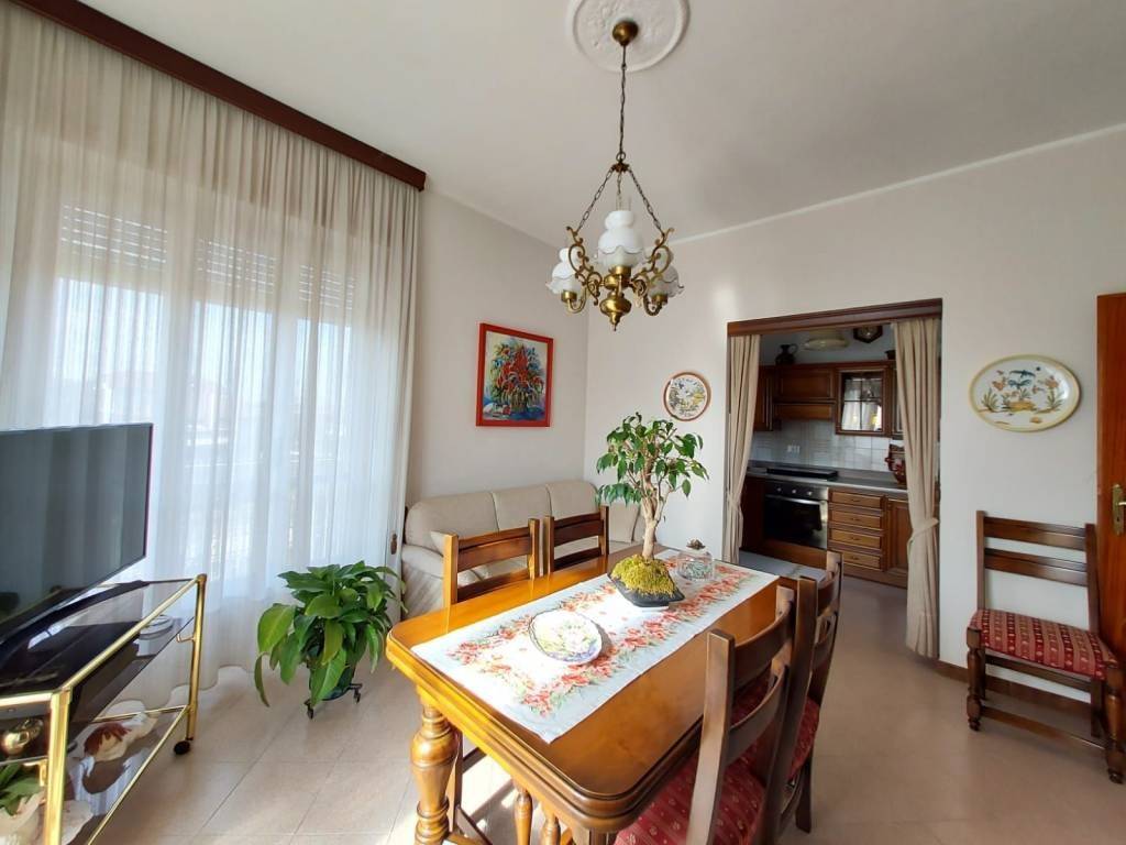 Salone