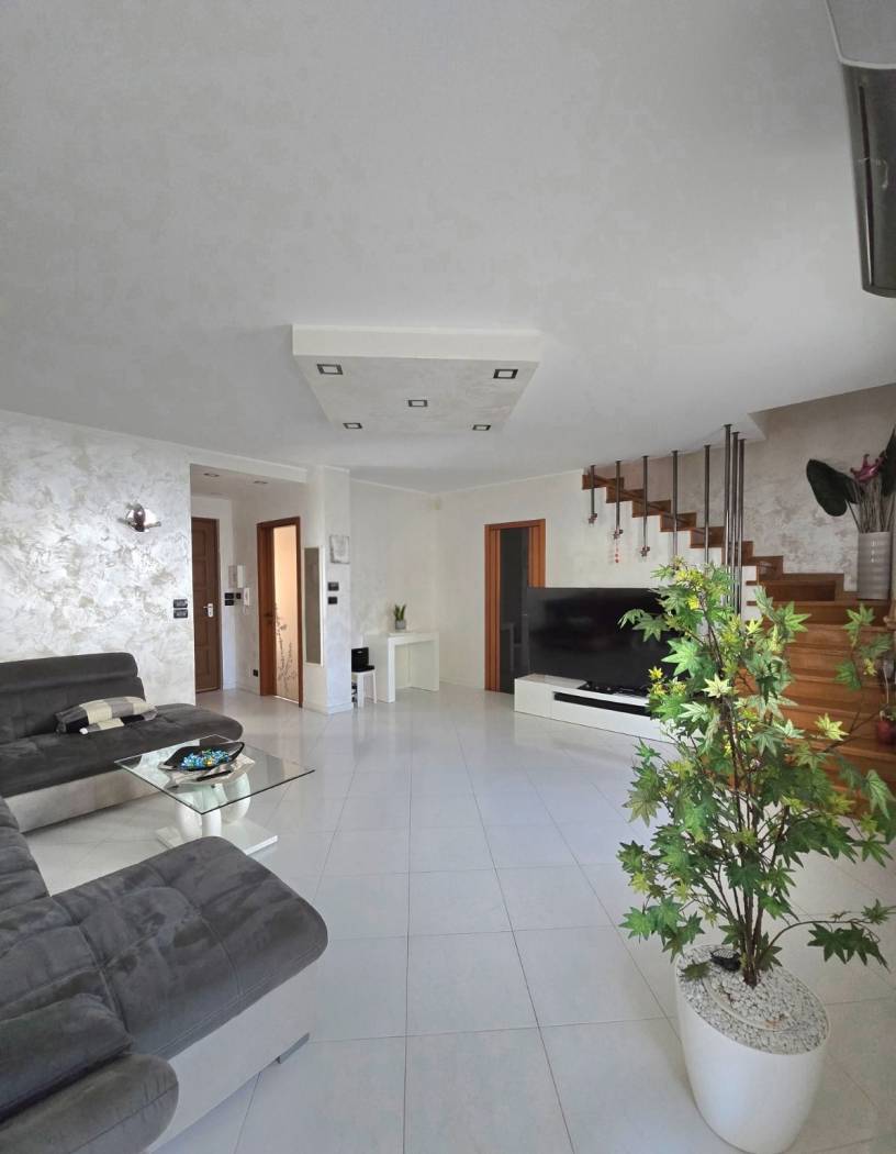 Salone Salone