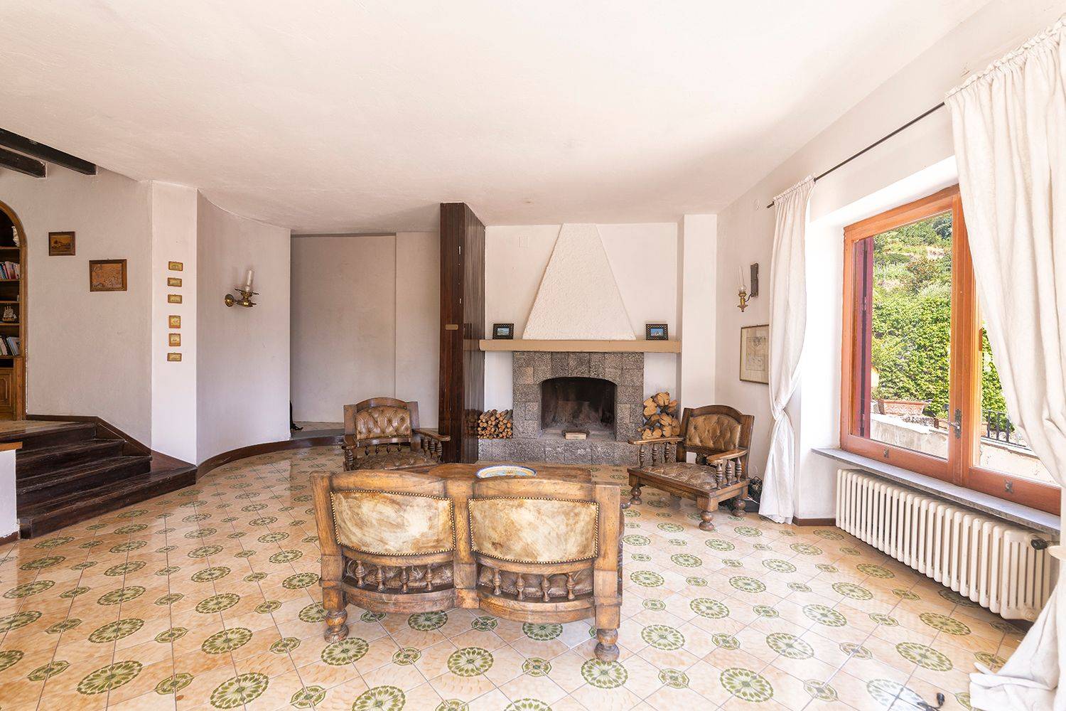 Salone