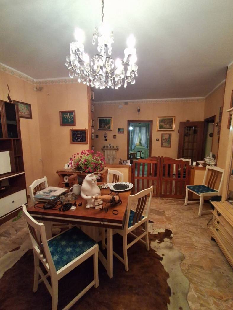 Salone