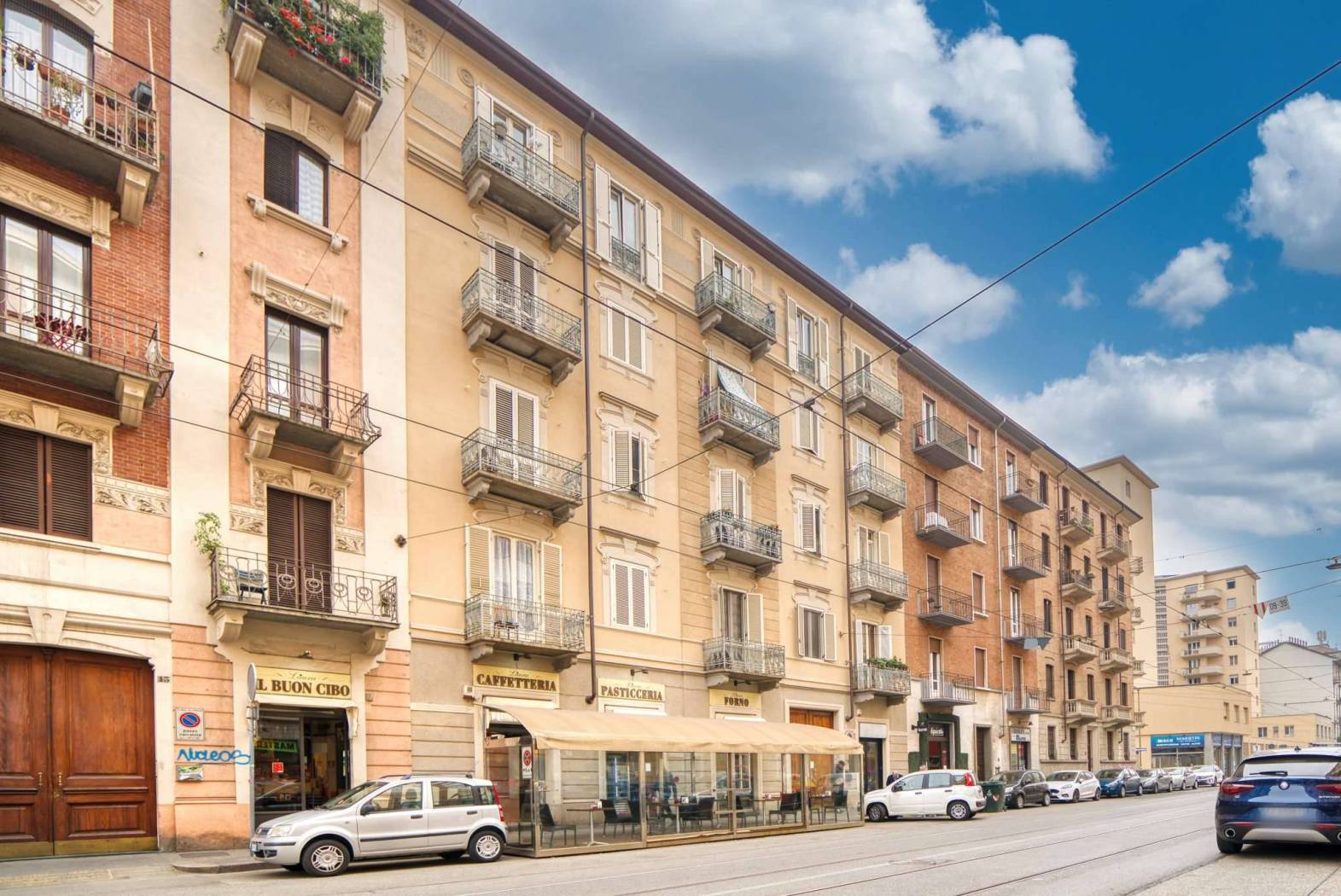 Rif: VIA DI NANNI - In zona San Paolo, e precisamente in Via di Nanni, a pochi passi da Piazza Adriano e Corso Ferrucci, non distante dal Palazzo di 