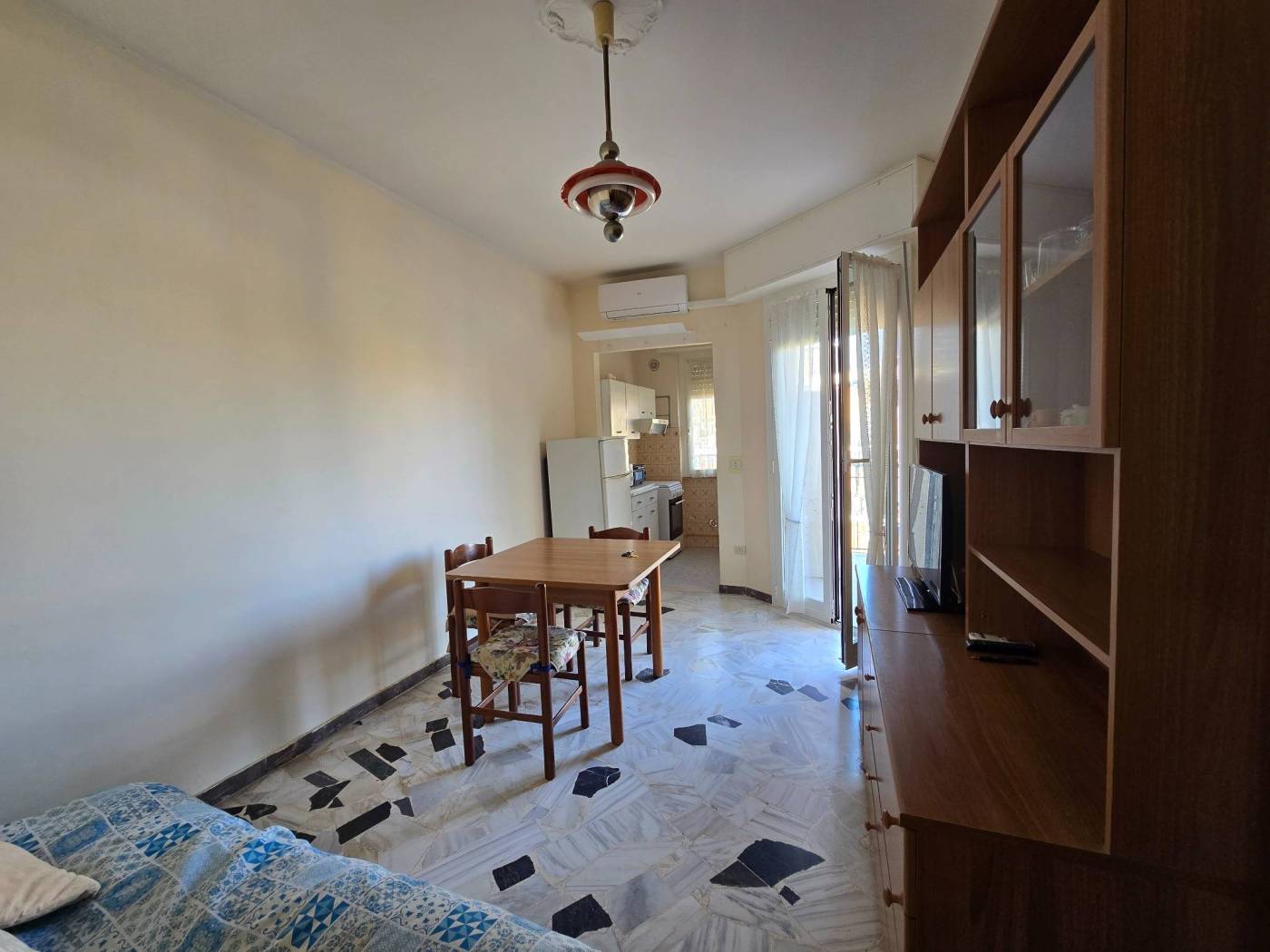 Salone