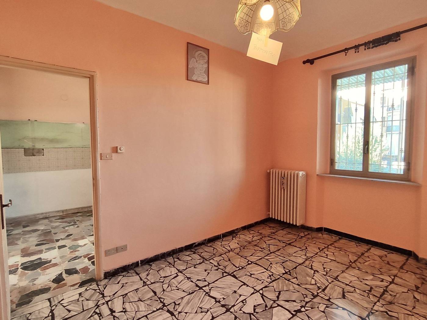 Stanza non arredata Stanza non arredata