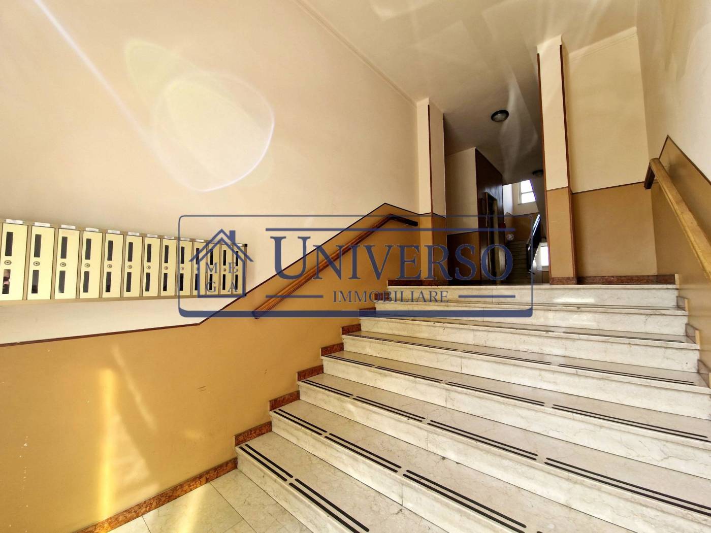 Interno palazzo Interno palazzo