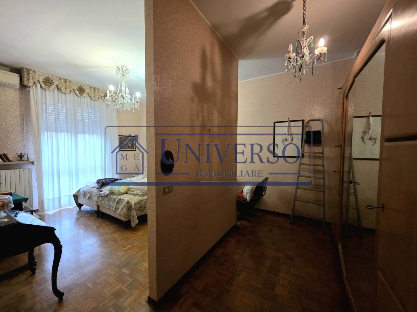 Disimpegno Disimpegno