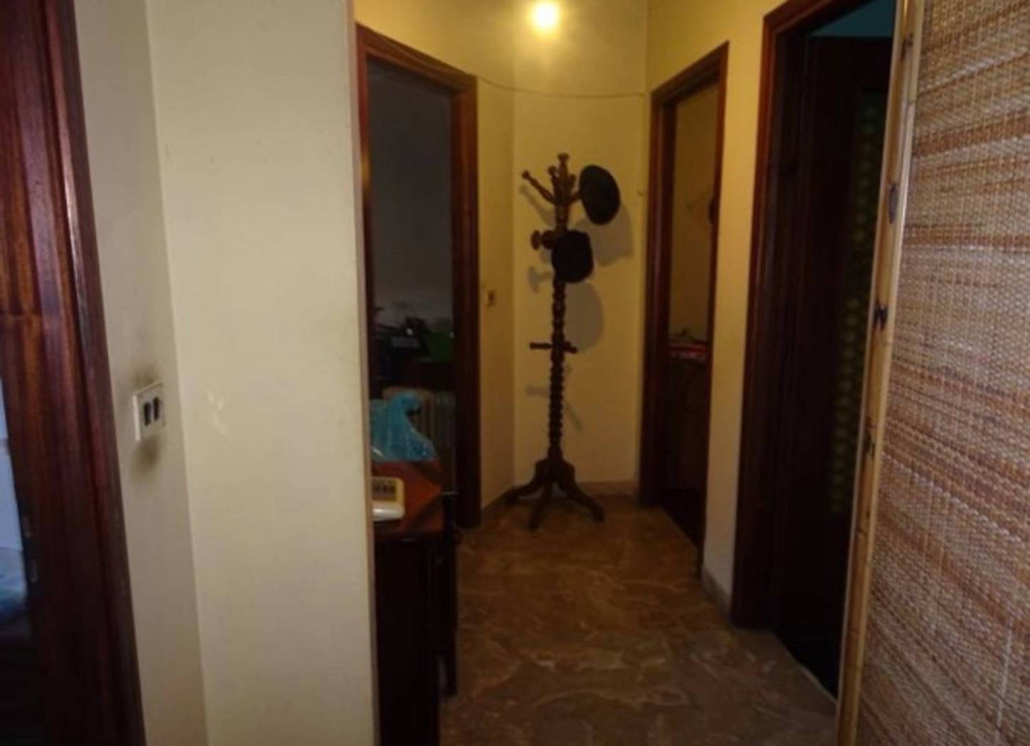 Disimpegno Disimpegno