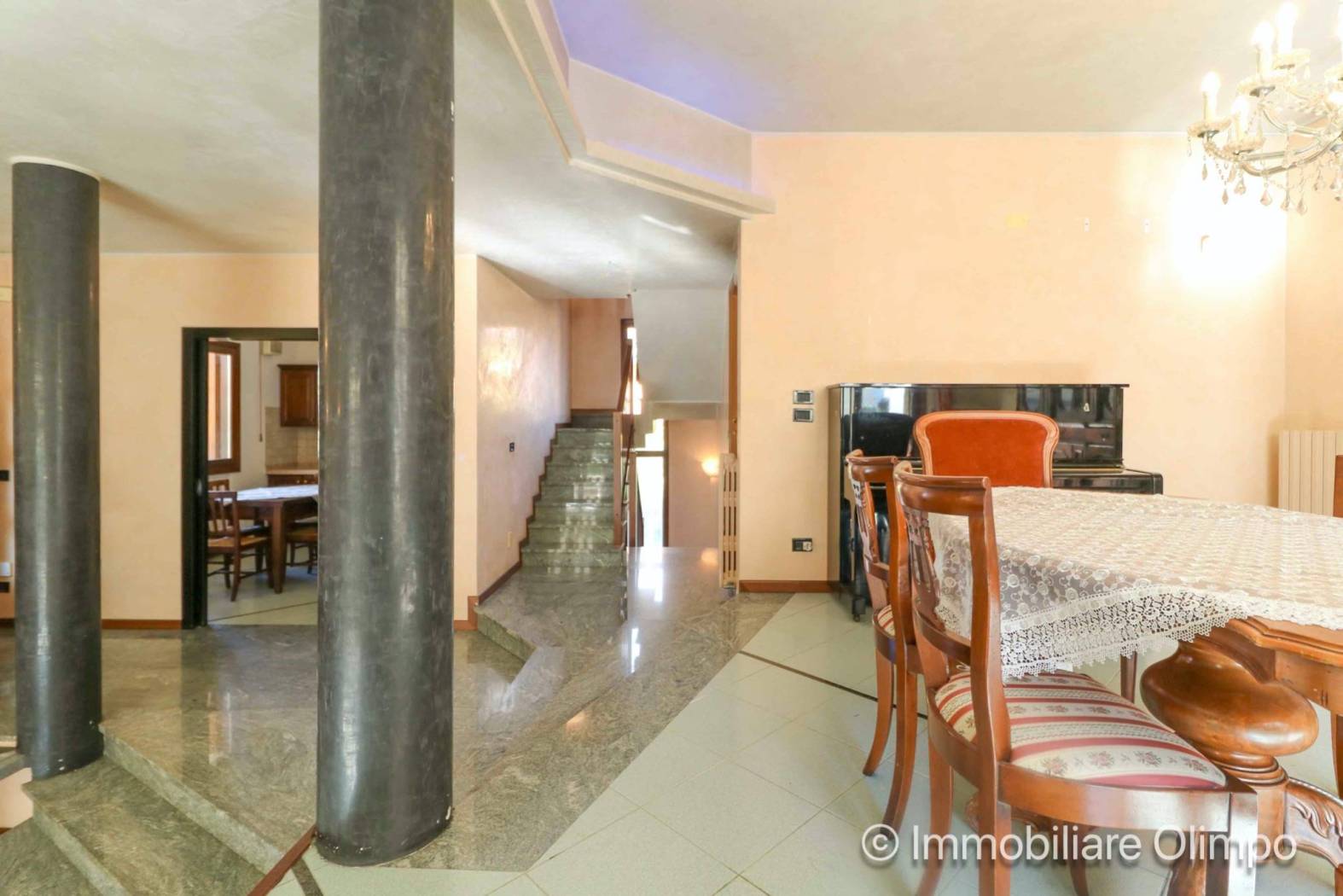 Salone