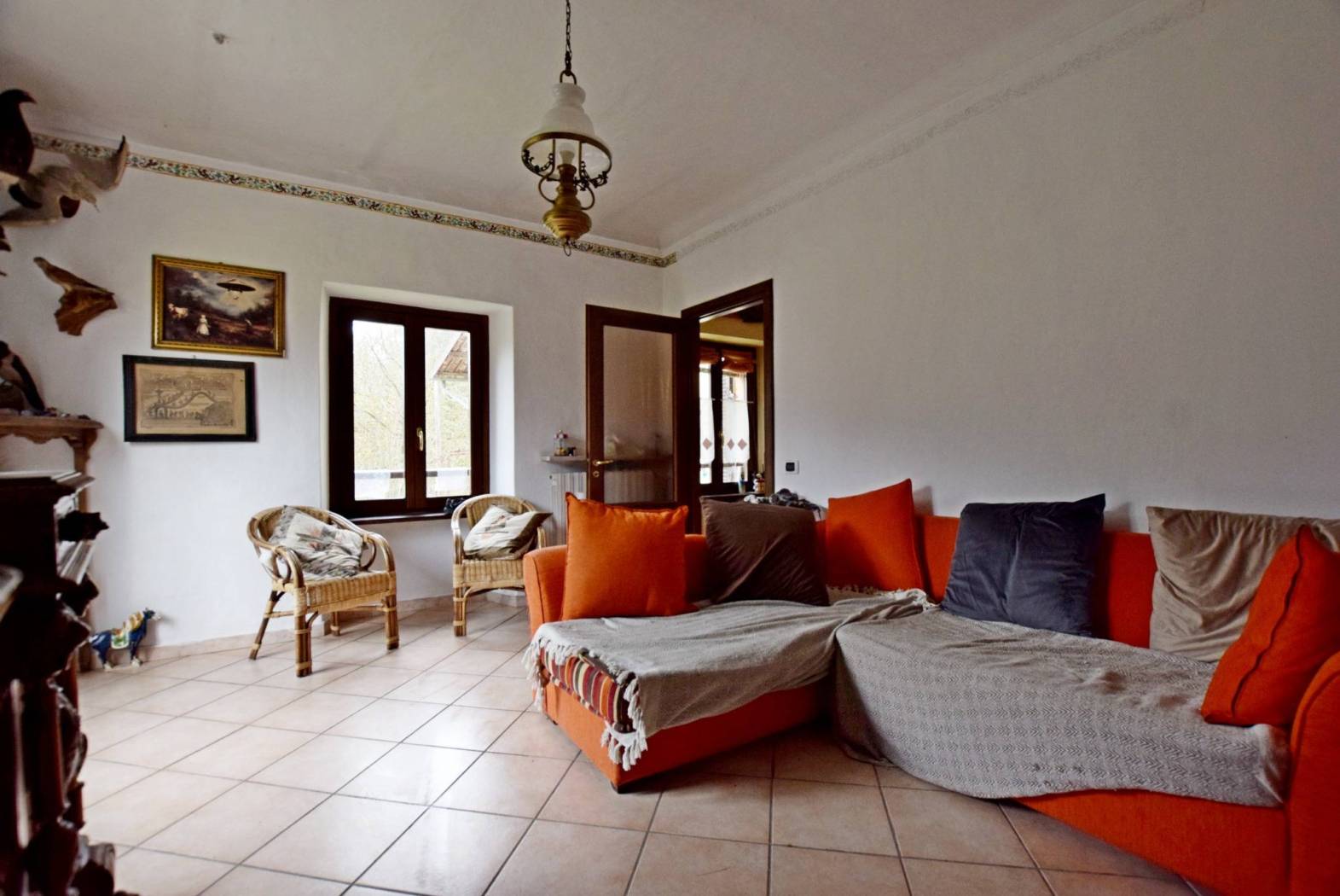 Salone