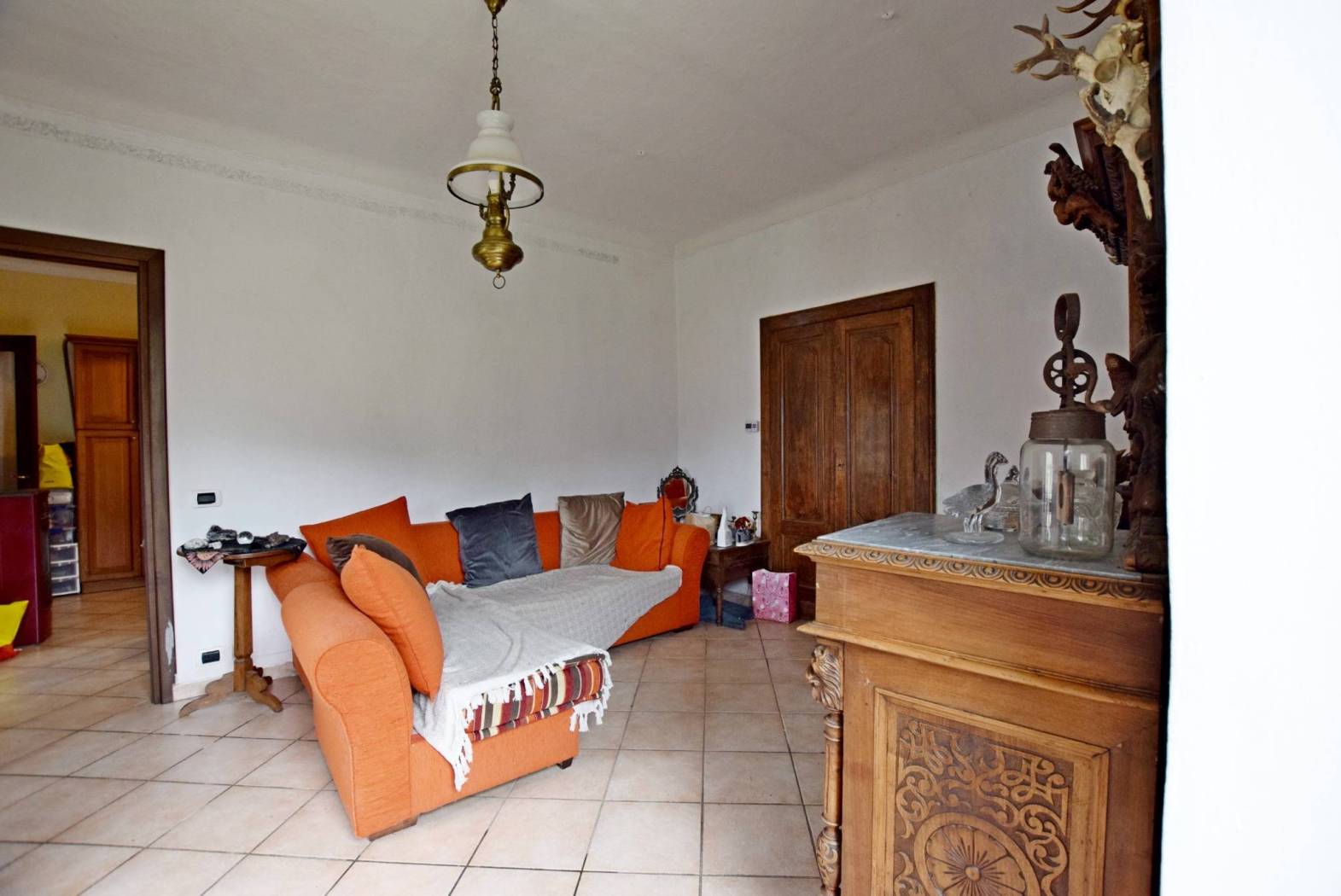 Salone