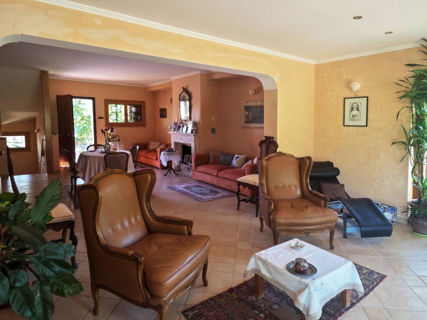 Salone