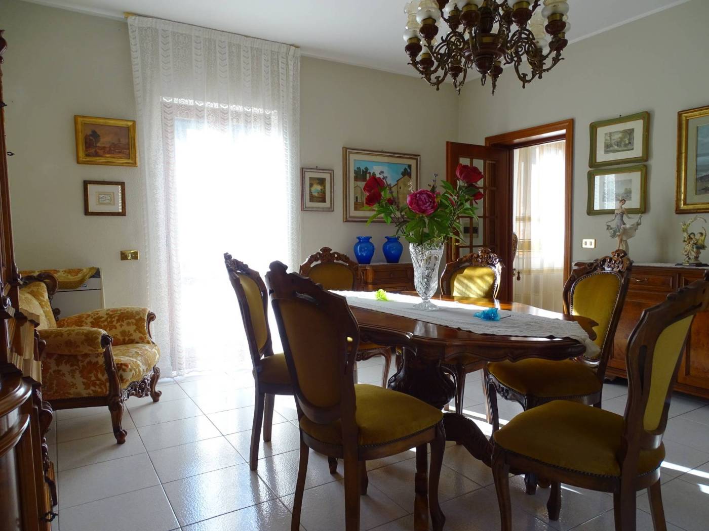 Salone
