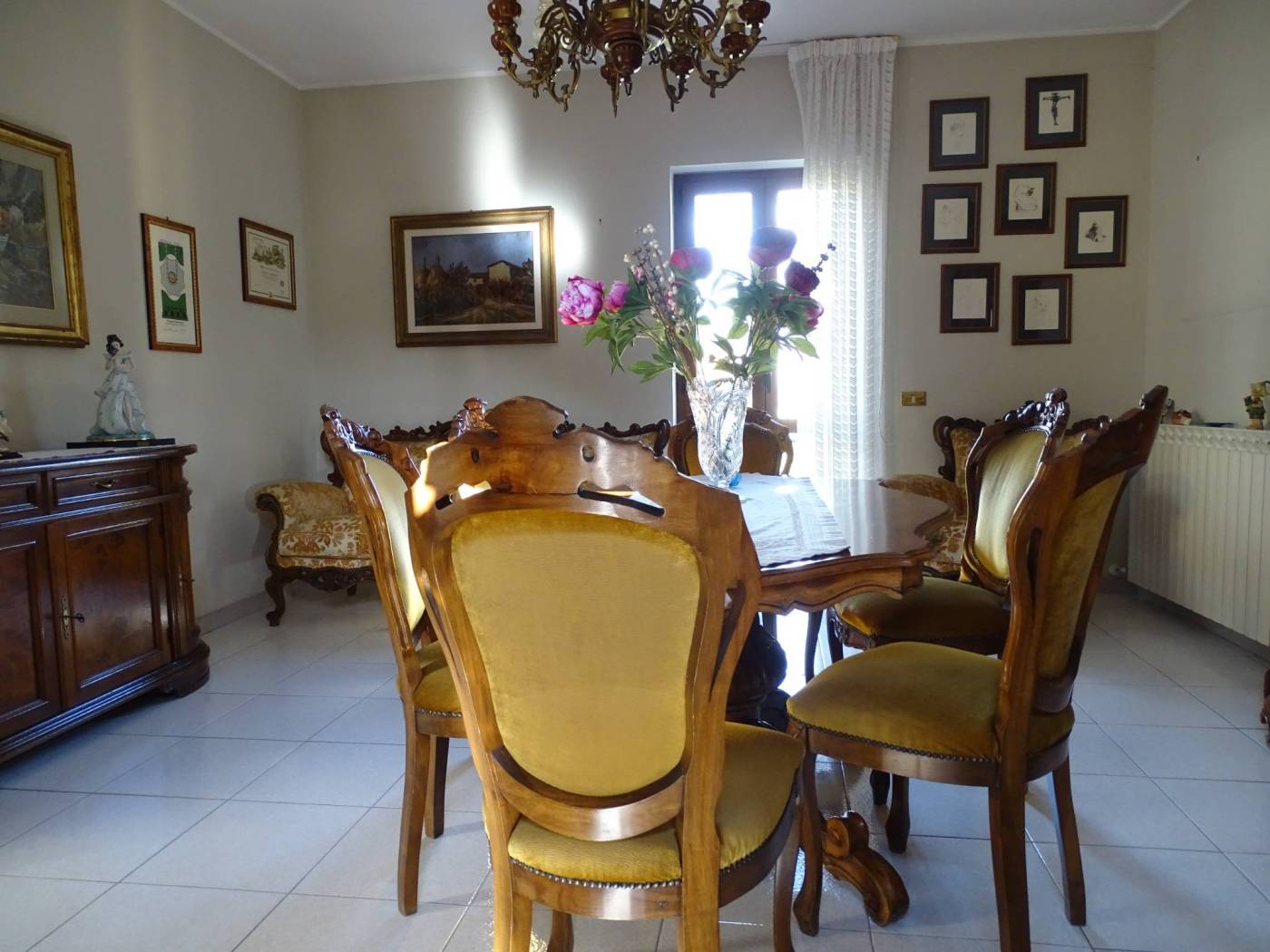 Salone