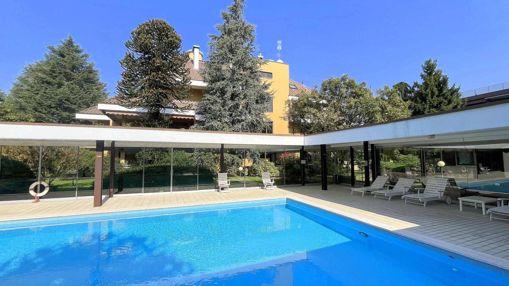 Piscina