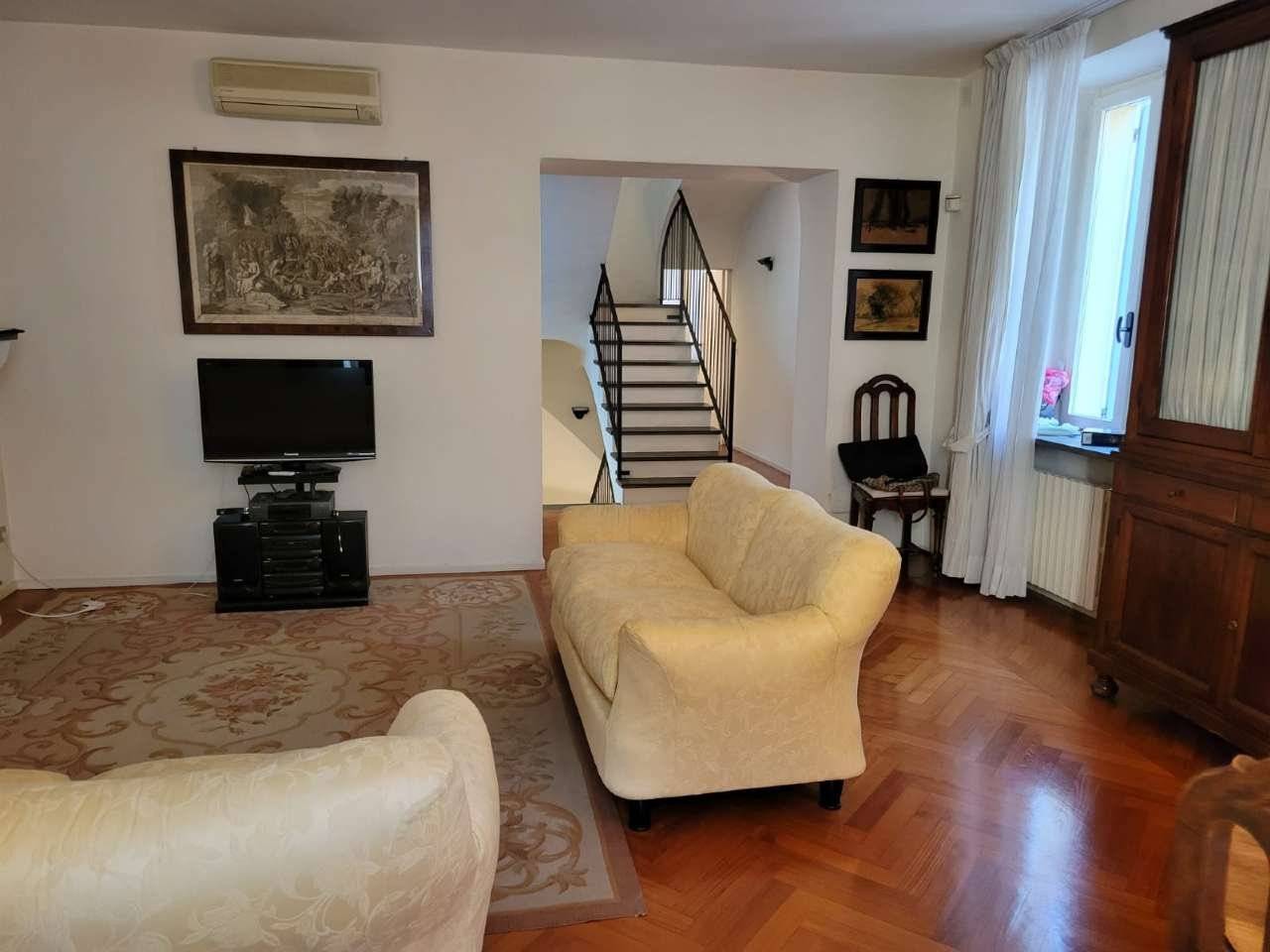 Salone