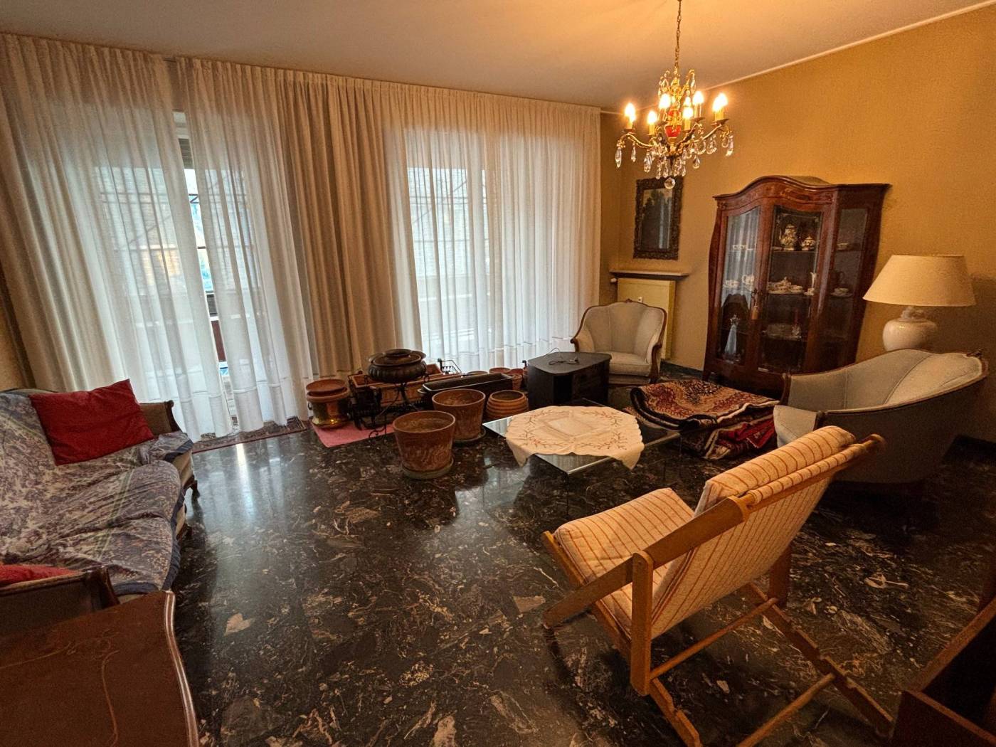 Salone