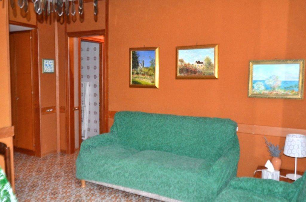 Salone