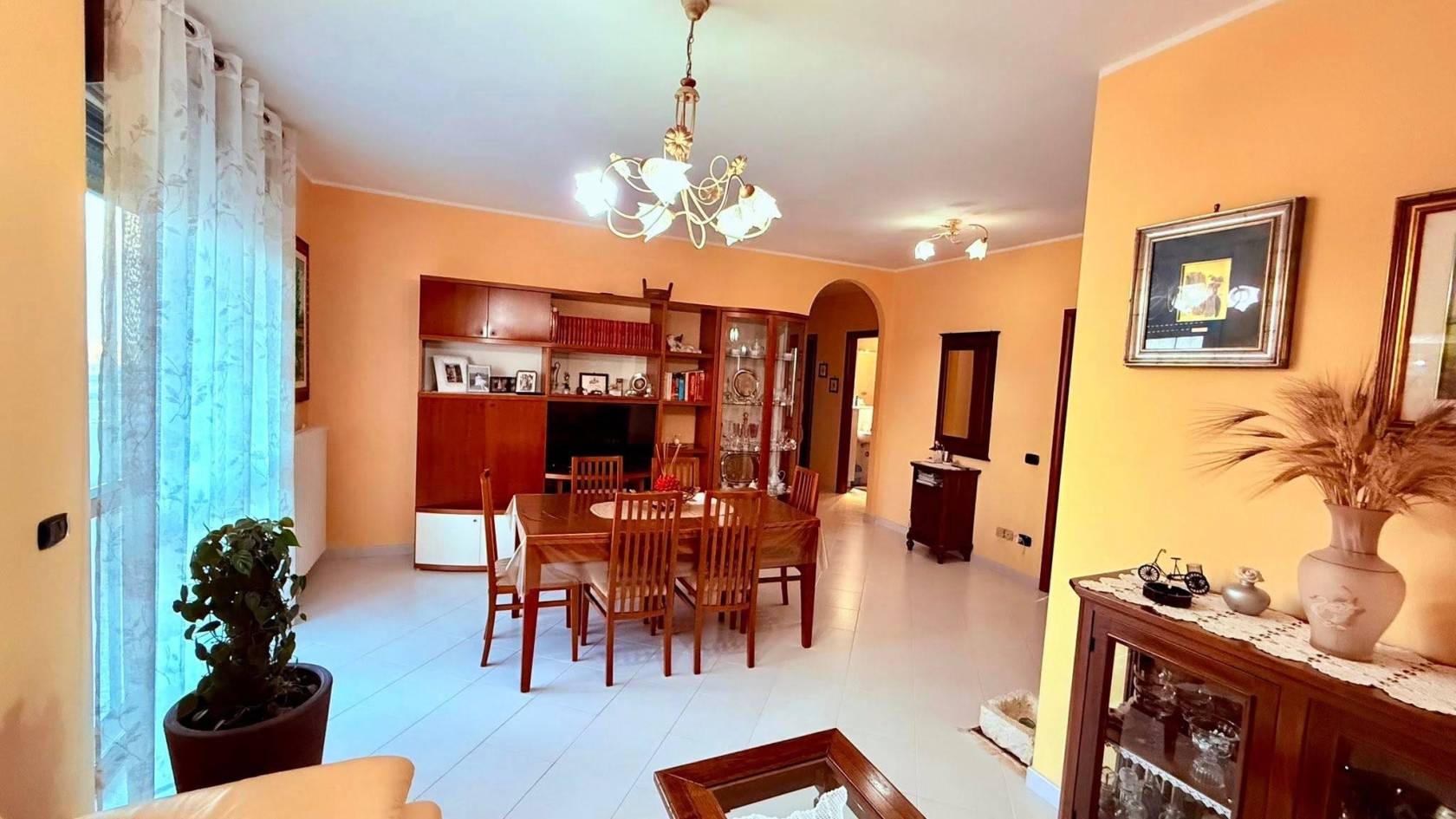 Salone