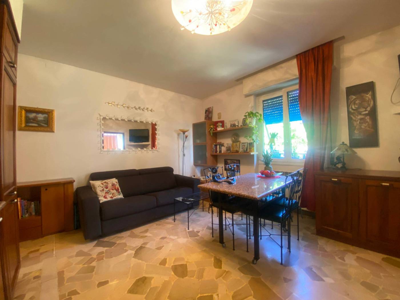 Salone