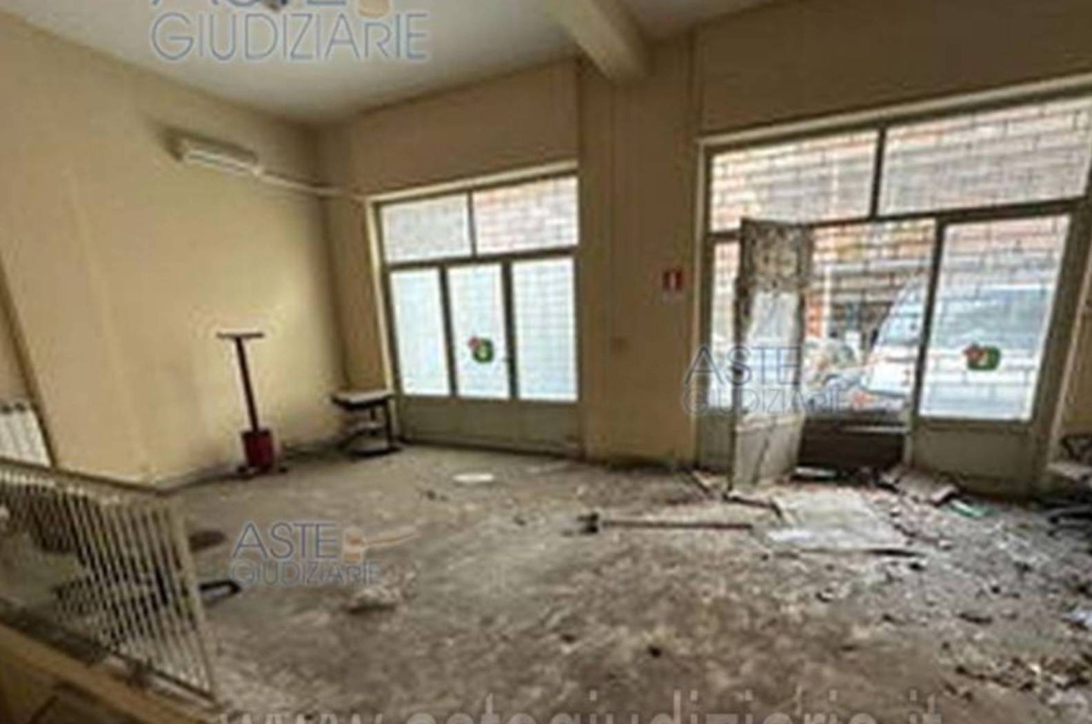 Interno non residenziale Interno non residenziale