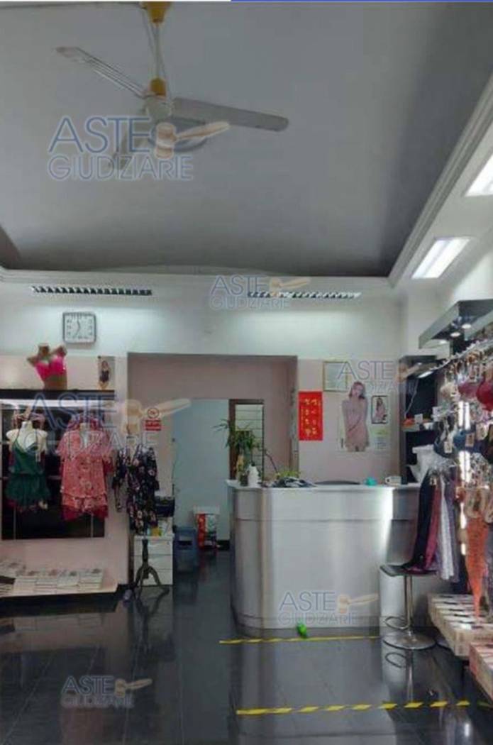 Interno non residenziale Interno non residenziale