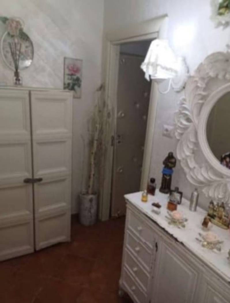 Disimpegno Disimpegno