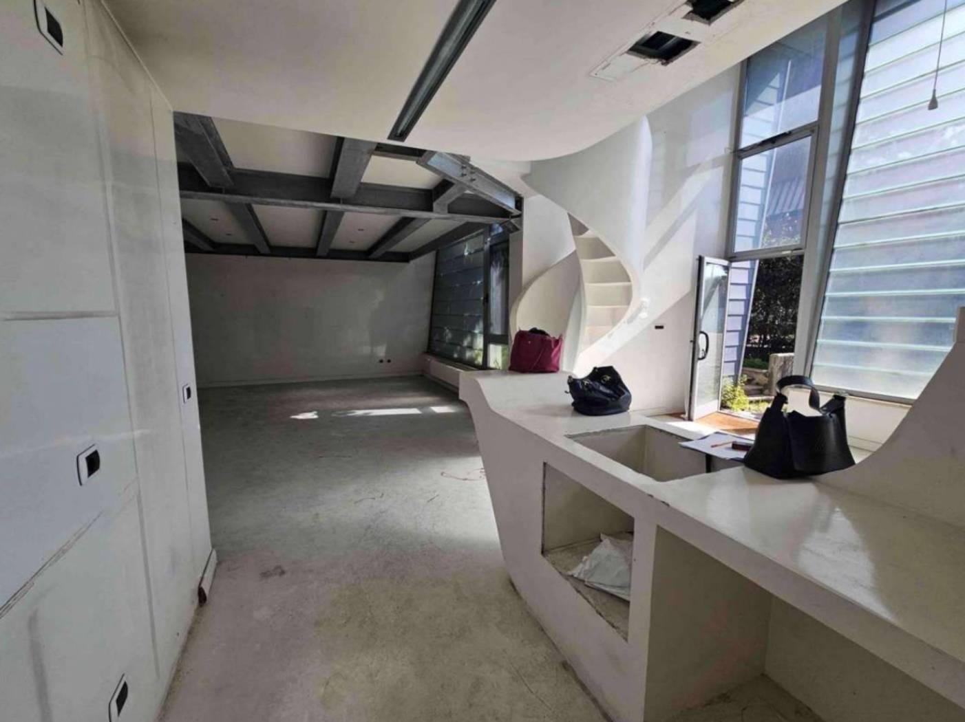 Interno non residenziale Interno non residenziale