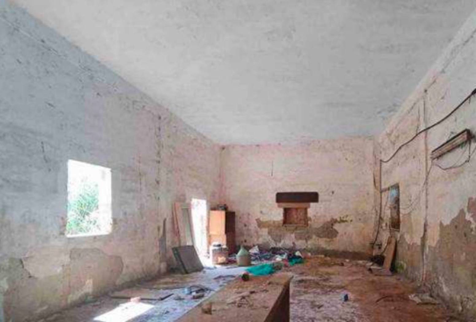 Stanza non arredata Stanza non arredata