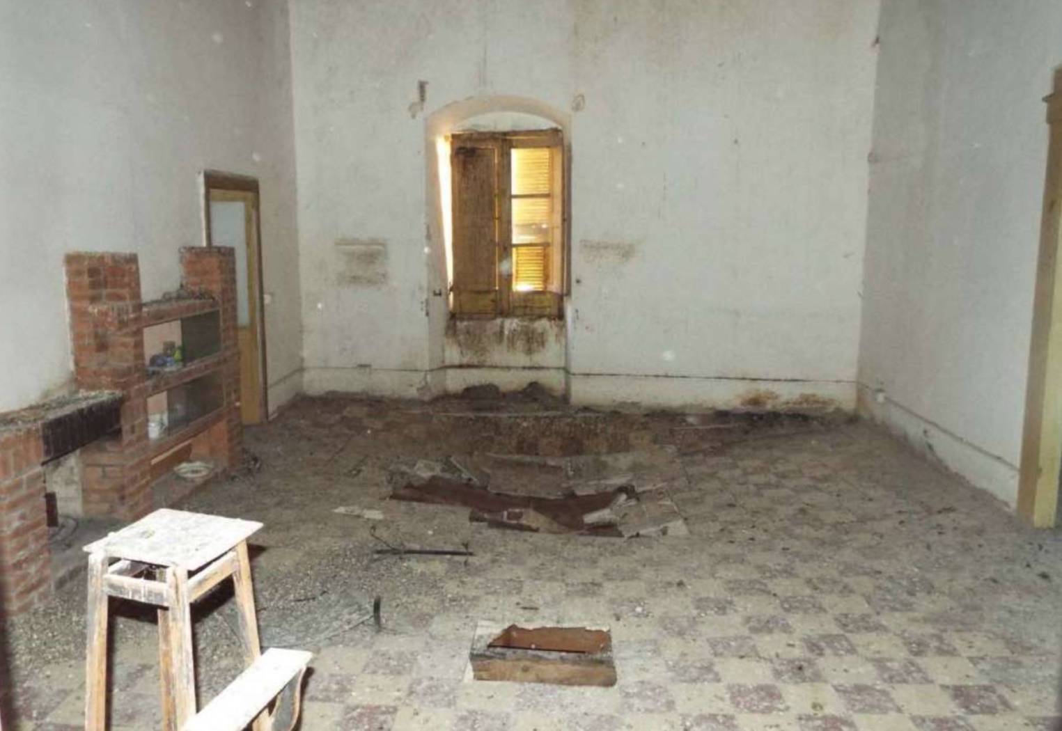 Stanza non arredata Stanza non arredata