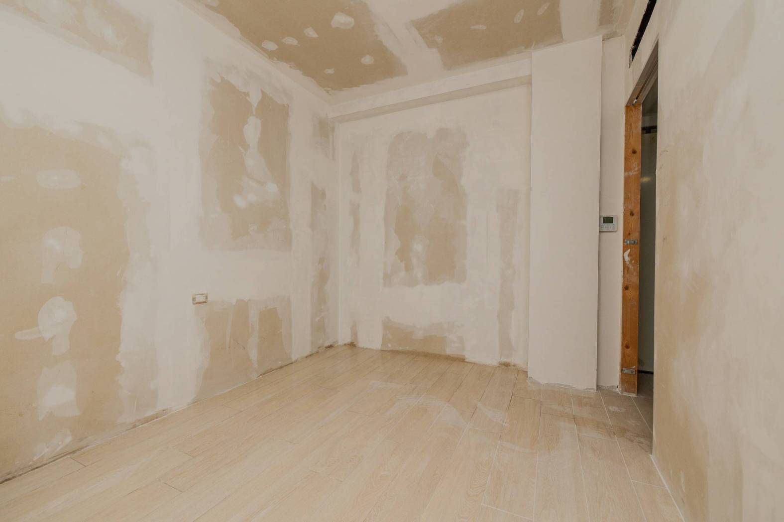 Stanza non arredata Stanza non arredata