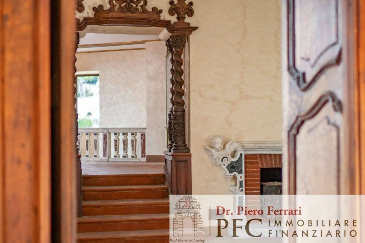 Interno palazzo Interno palazzo