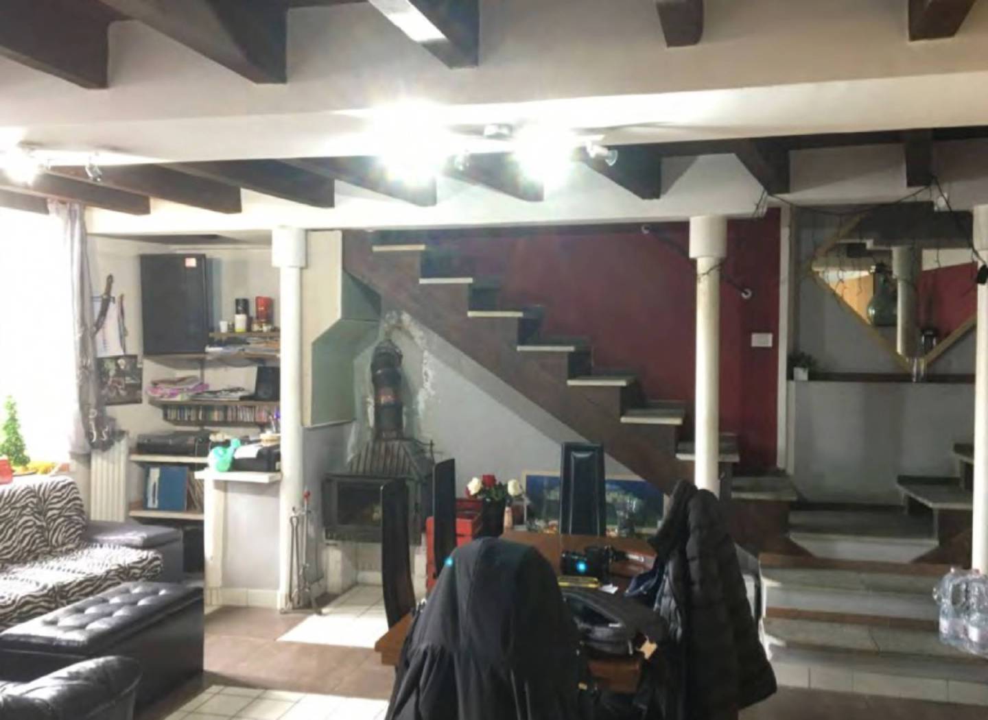 Interno non residenziale Interno non residenziale