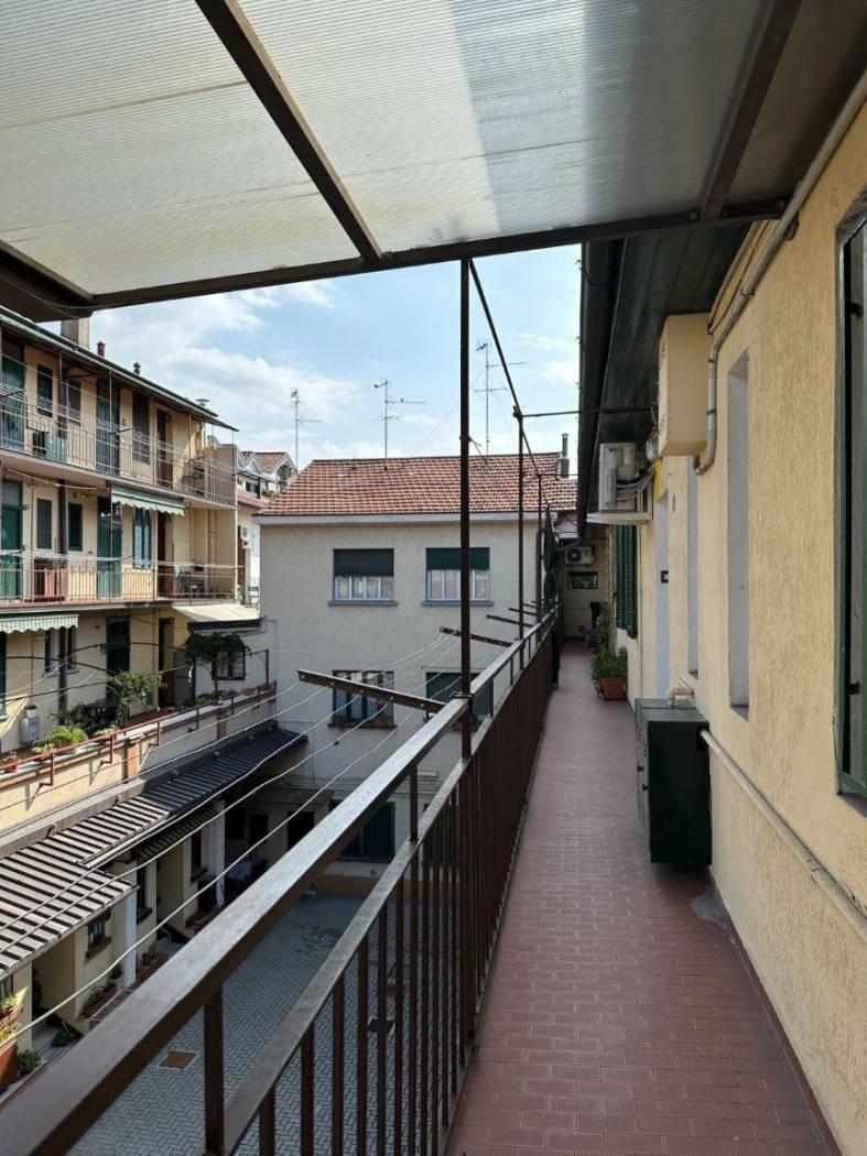 Interno palazzo Interno palazzo