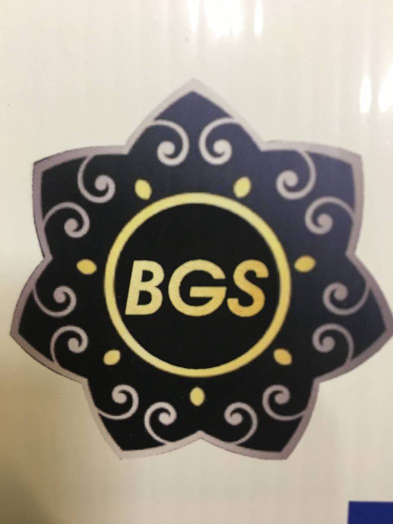 Torino a pochi km dall'Aereoporto di Caselle Torinese si affitta Intero stabile adatto a sviluppo Attività come Casa di Riposo o nel Sociale , ottime 