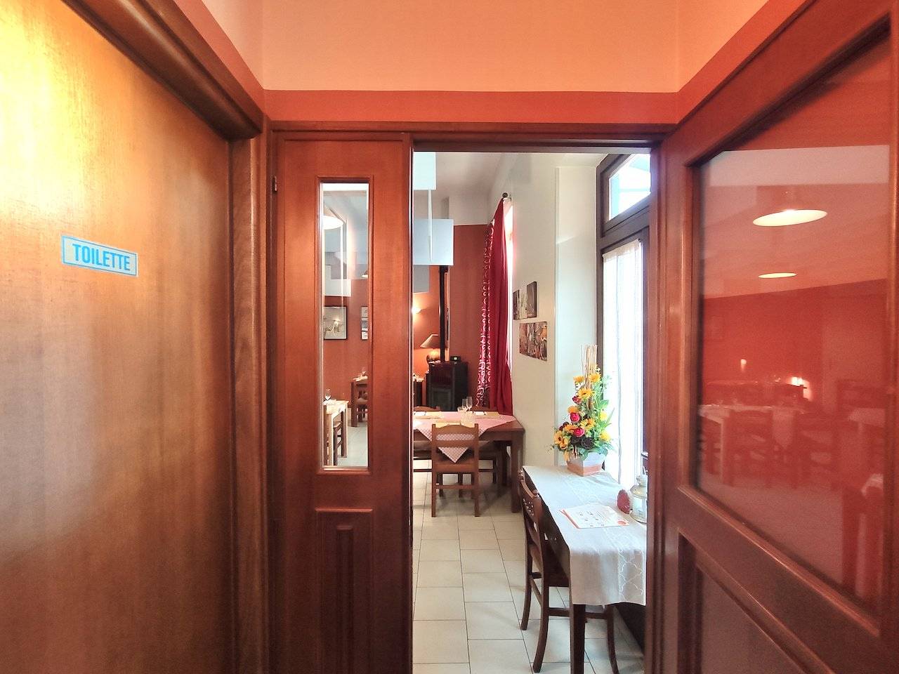 Disimpegno Disimpegno