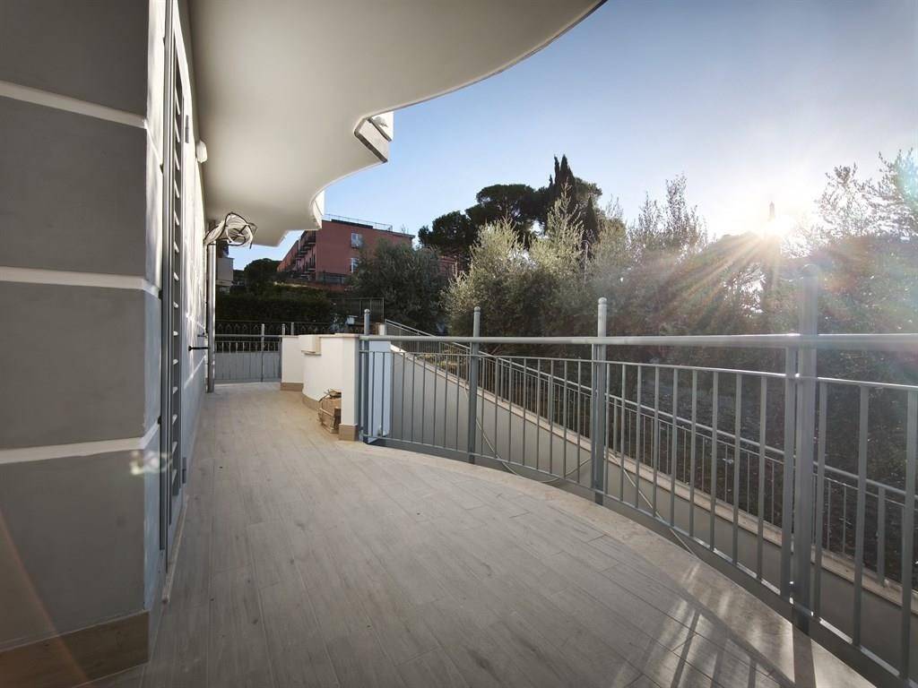 Fonte Nuova - Località Tor Lupara - NUOVA COSTRUZIONE IN PRONTA CONSEGNA - Proponiamo in vendita appartamento sito al primo piano composto da: 