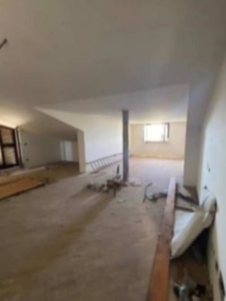 Interno non residenziale Interno non residenziale