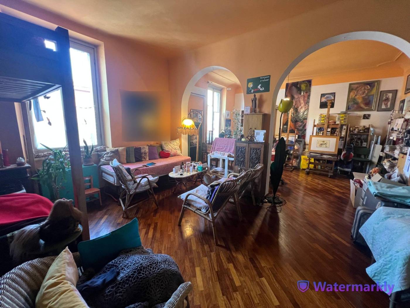 NUDA PROPRIETA' - Via Pacinotti 8, Zona P.le Accursio, proponiamo in nuda proprietà, ampio trilocale in stile vecchia Milano, posto al terzo piano 