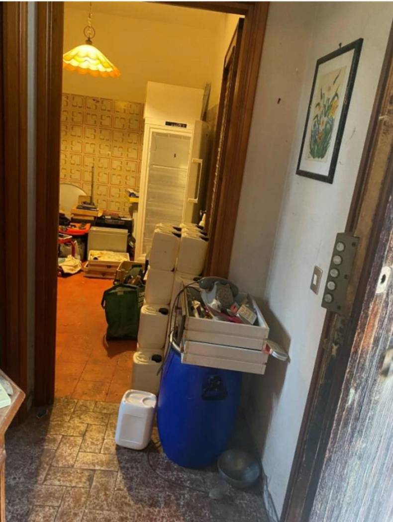 Disimpegno Disimpegno