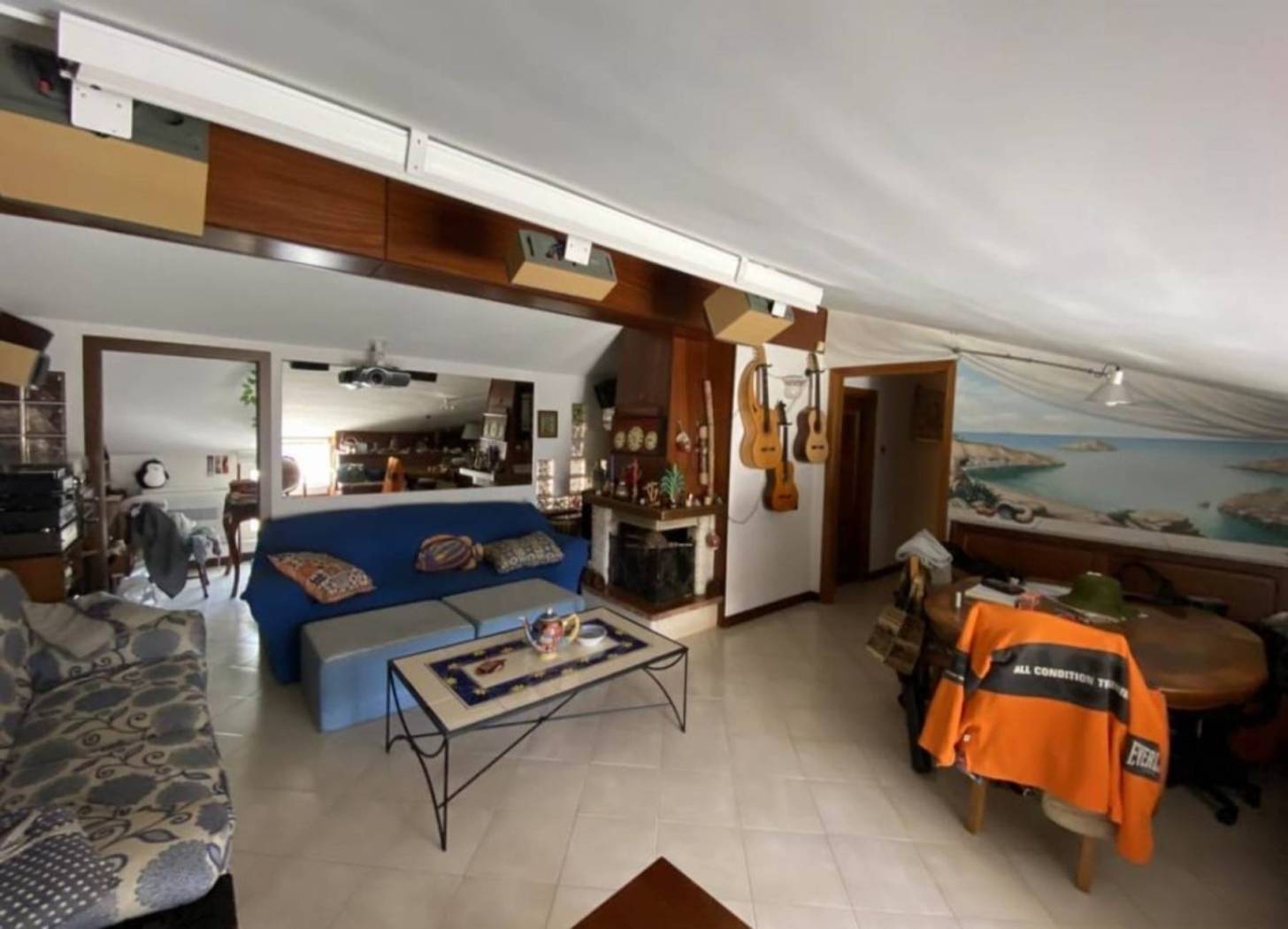 Interno non residenziale Interno non residenziale