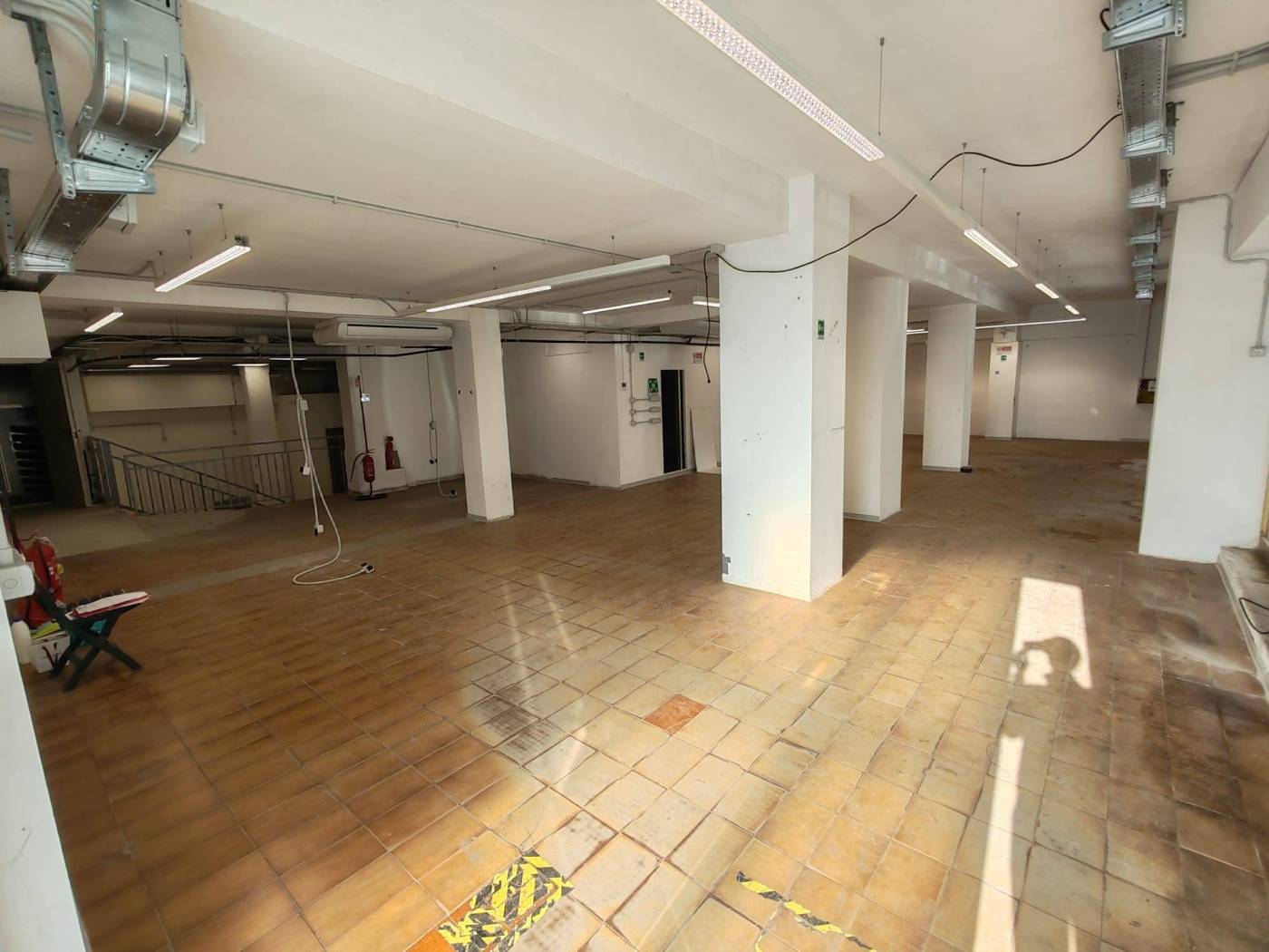 Interno non residenziale Interno non residenziale