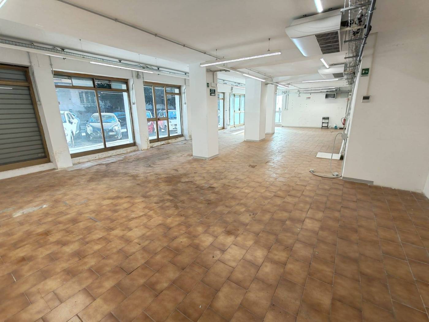 Interno non residenziale Interno non residenziale