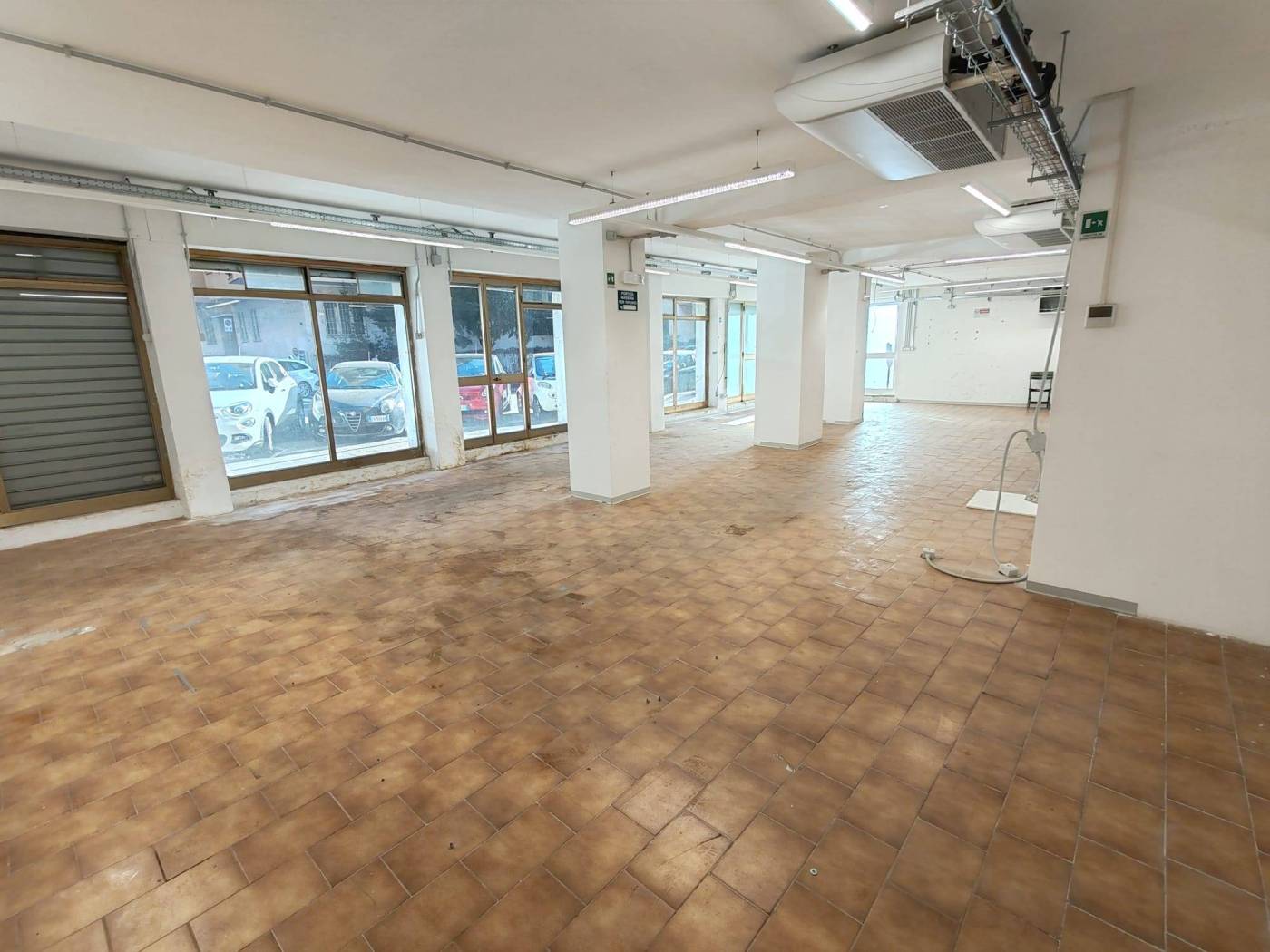 Interno non residenziale Interno non residenziale