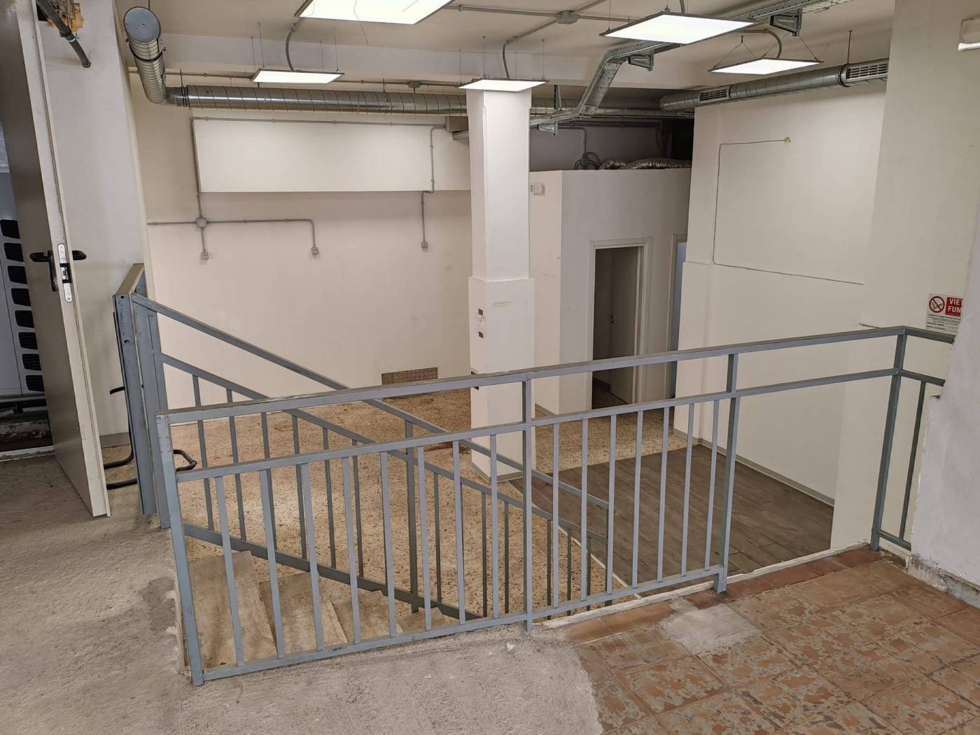 Interno non residenziale Interno non residenziale